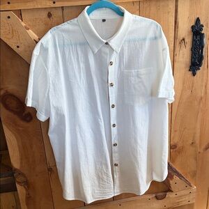 Classic White Women’s Shirt, XXL, crisp white never worn.  All Cotton.